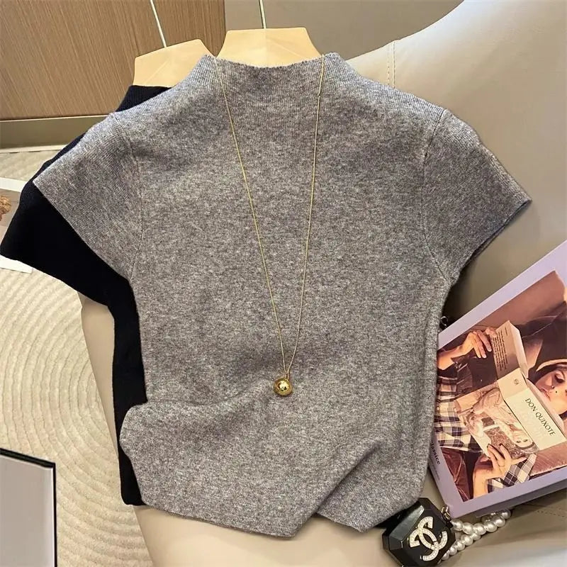 Women’s Lightweight Turtleneck Sweater – Solid Color Thin Knit Pullover Top