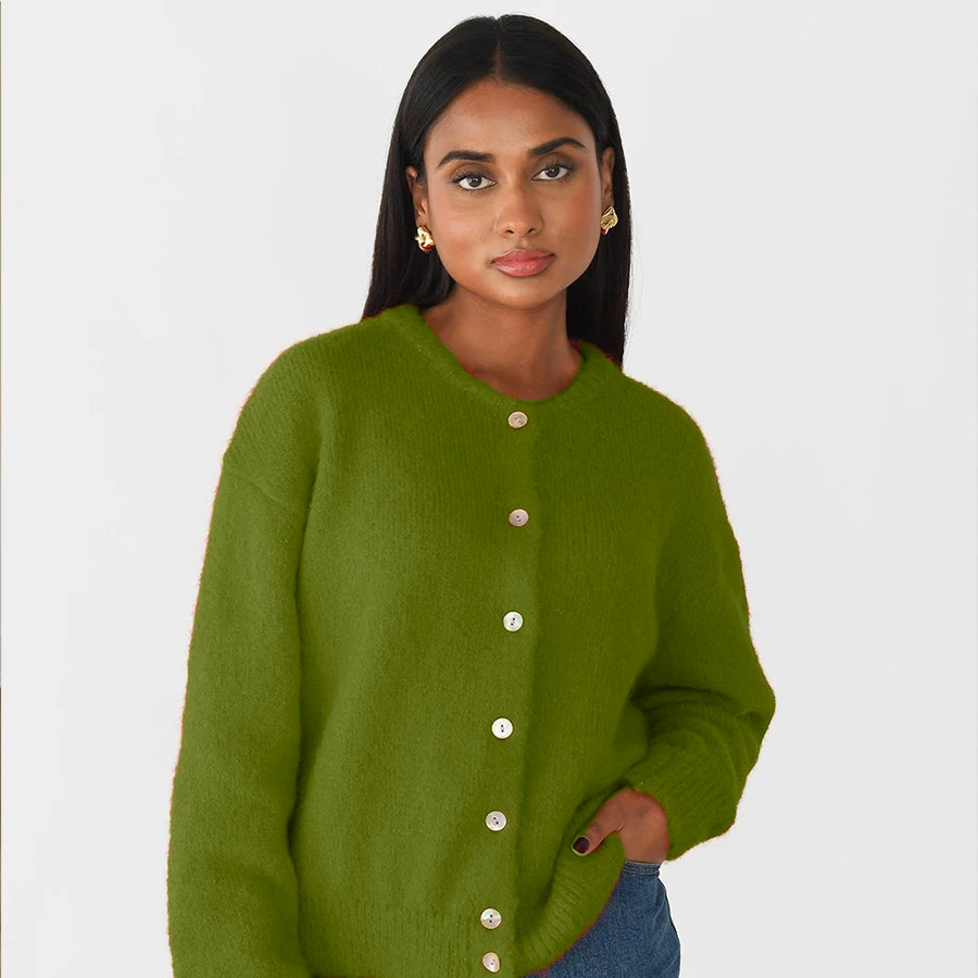 Women’s Elegant Long Sleeve Sweater – Soft Knit Pullover Top