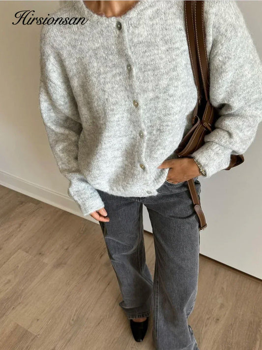 Women’s Elegant Long Sleeve Sweater – Soft Knit Pullover Top