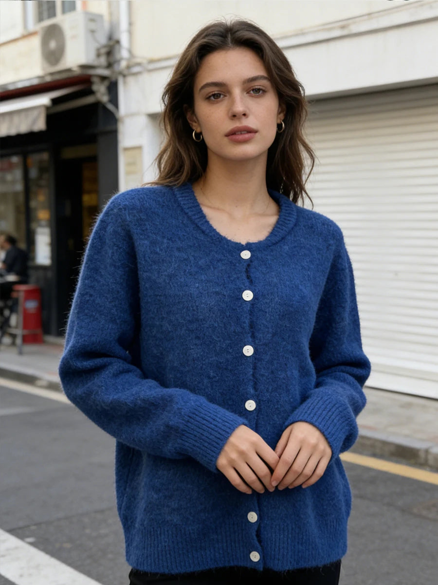 Women’s Elegant Long Sleeve Sweater – Soft Knit Pullover Top