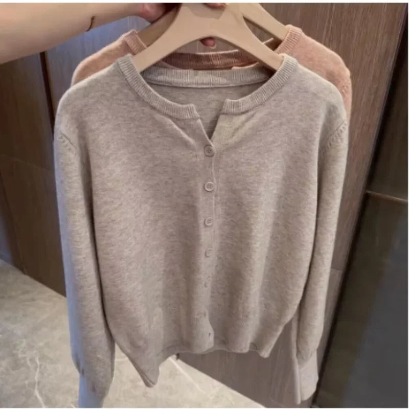 Women’s Cashmere Knit Sweater – Soft Fleece Loose Fit Short Pullover