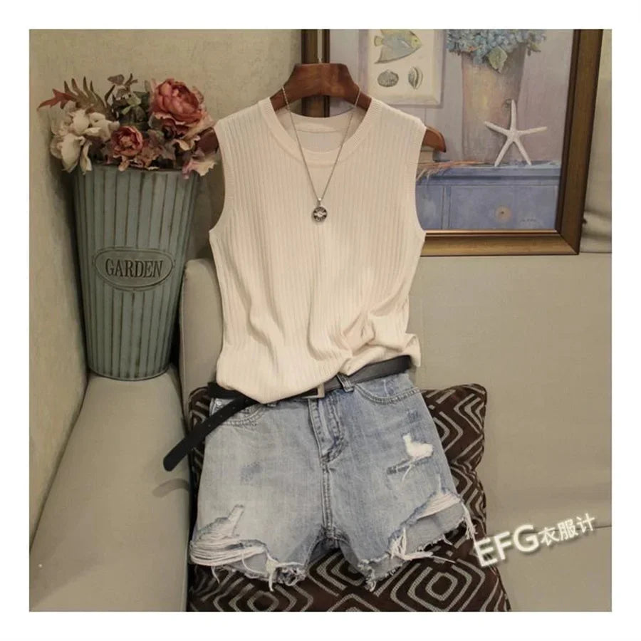 Women’s Sleeveless Knit Blouse – O-Neck Casual Pullover Top
