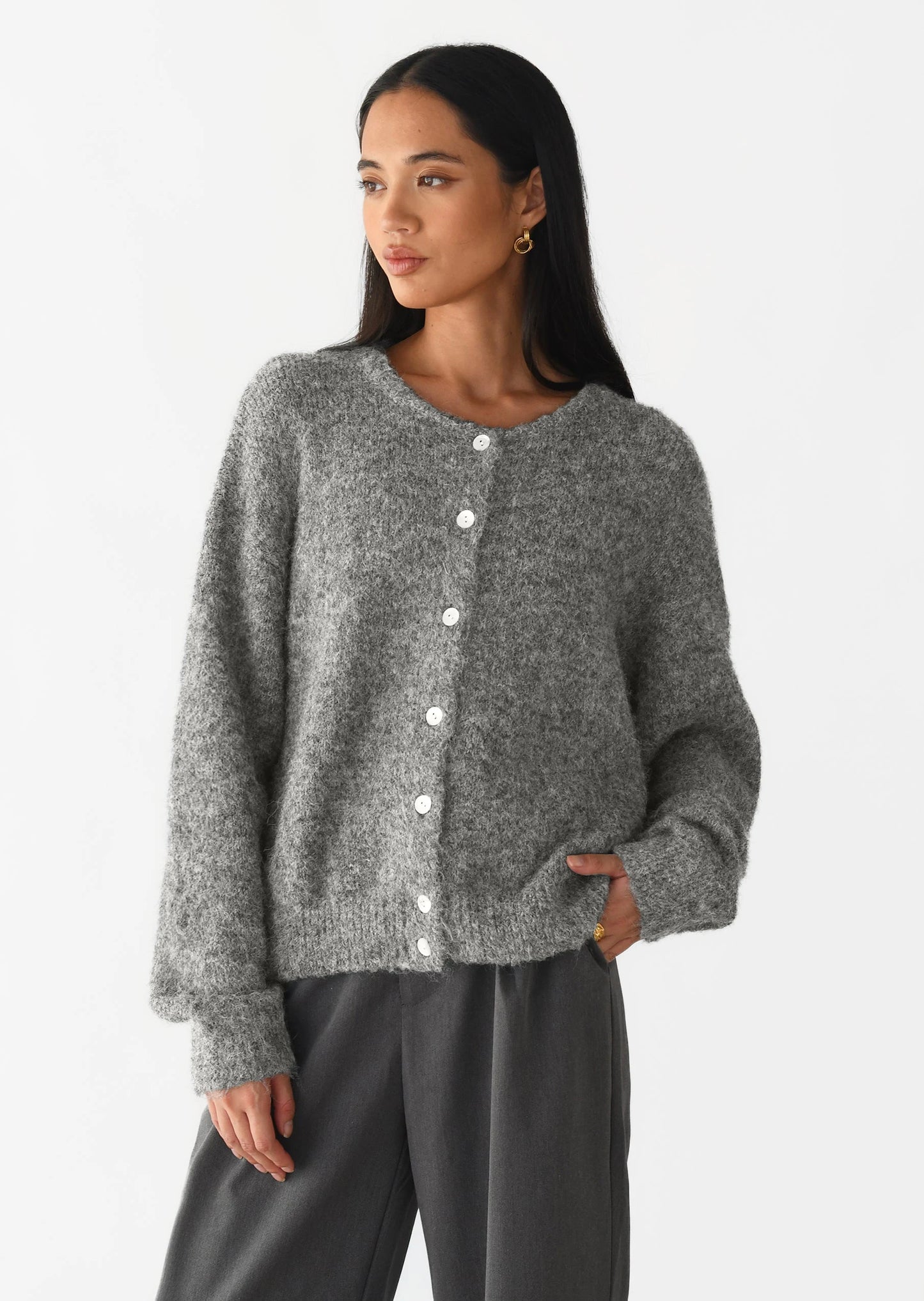 Women’s Elegant Long Sleeve Sweater – Soft Knit Pullover Top