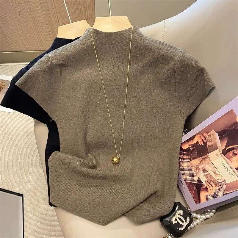 Women’s Lightweight Turtleneck Sweater – Solid Color Thin Knit Pullover Top
